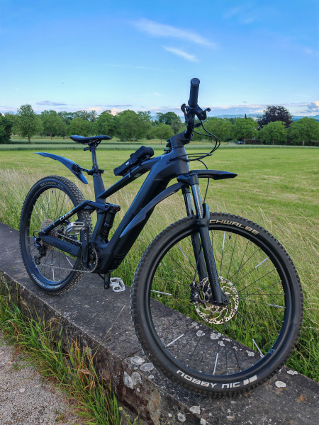 Cube Stereo Hybrid 140 HPC Pro 625 / Fully eMTB / 1.362 km / Top-Zustand