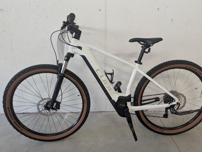 Cube Reaction Hybrid ONE 625 white´n´grey 2022 generalüberholt