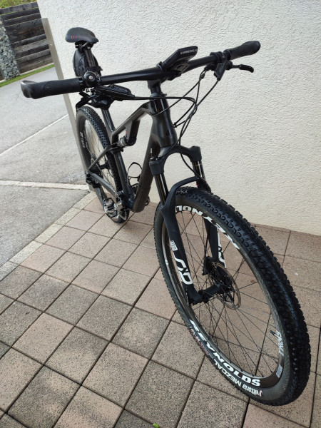 Mountainbike-Fully Canyon Lux CF SLX 9.0 Size: XL Farbe: schwarz