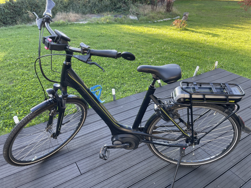 Cube Travel Hybrid 400 gebraucht, schwarz