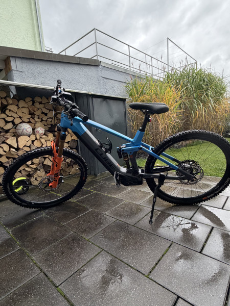 CUBE Stereo Hybrid 140 HPC Actionteam 750 – neuwertig, nur 365 km, EZ 06/2023