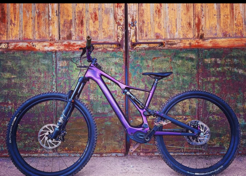 Levo so Carbon Comp  L