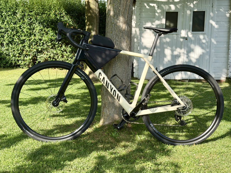 Canyon Grail CF SL7 AXS Größe M mit viel Zubehör