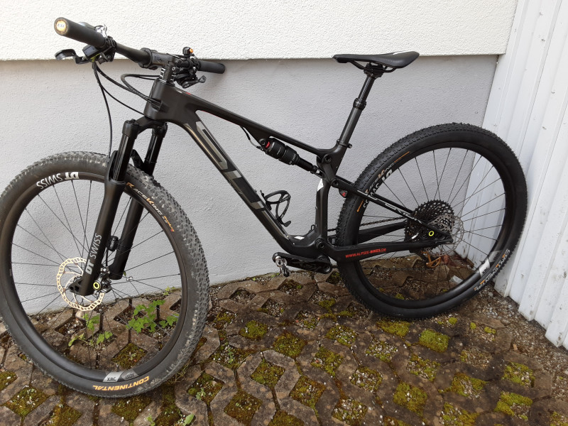 Carbon MTB Race Pro SU-01