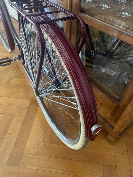 NSU Damenfahrrad aus dem 2. Weltkrieg