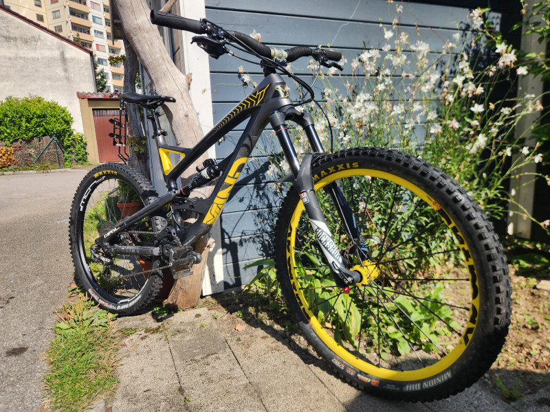 YT Capra CF Pro Race 27,5" Größe L Enduro MTB