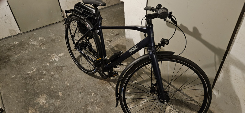 Hawk  Trekking  Gent Super  Deluxe  Plus Ozean Blue 8 Gang Shimano Nexus Schaltwerk .Riemenantrieb