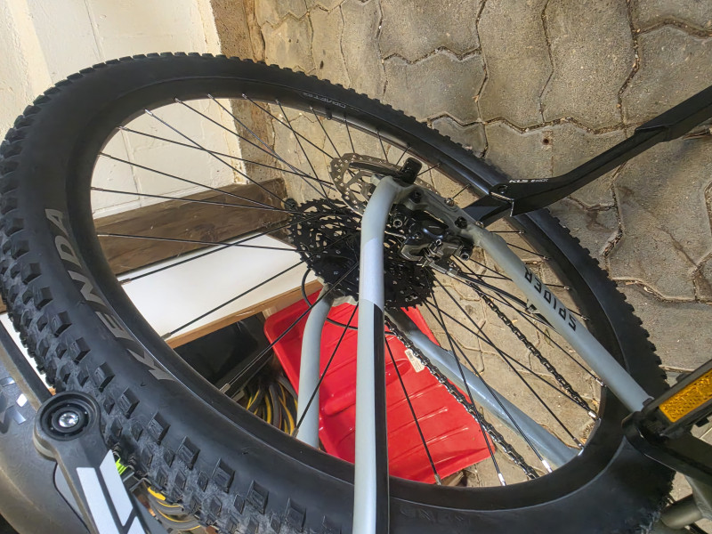 Kellys Spider X80 fast neu
