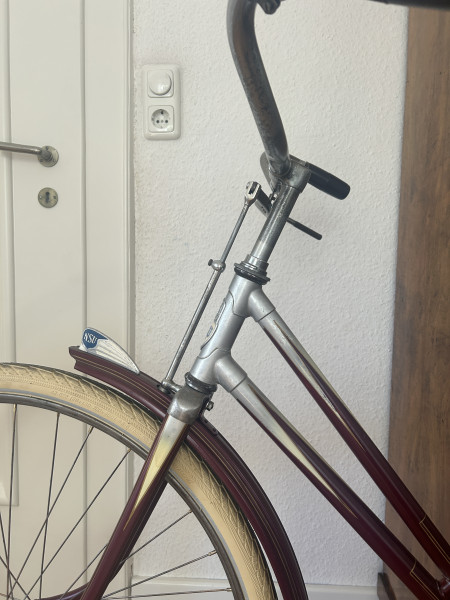 NSU Damenfahrrad aus dem 2. Weltkrieg