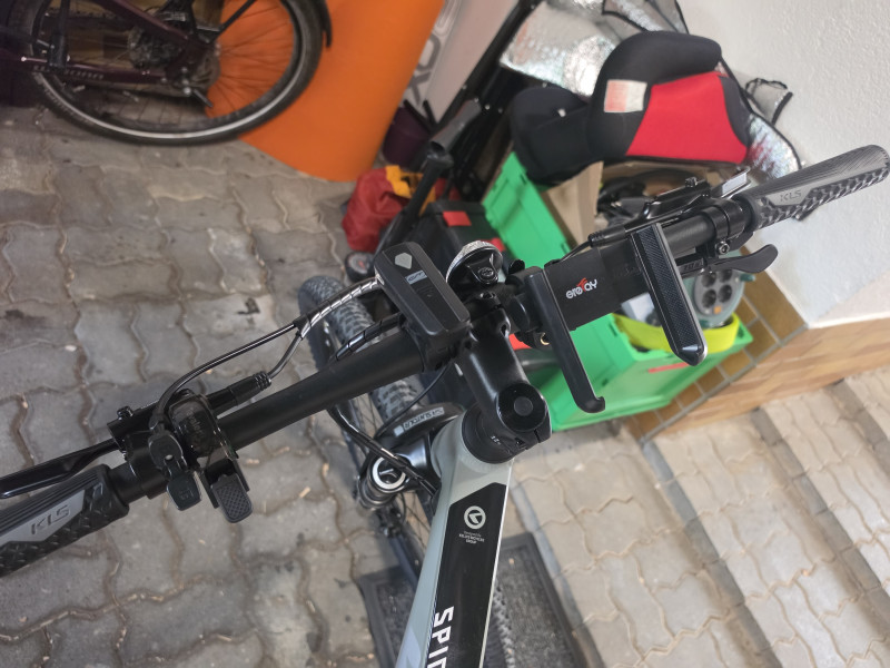 Kellys Spider X80 fast neu