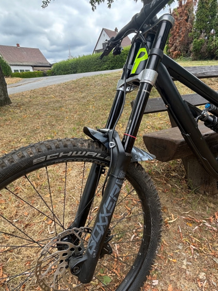 Rose Soul Fire DH 2021-Größe M Top Zustand-Downhill
