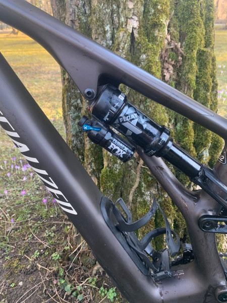 Neuwertig: Specialized Stumpjumper EVO Comp Carbon, kaum gefahren