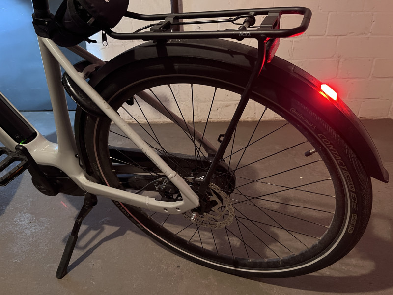 Cube Surpreme Hybrid 400 54 cm Cityrad