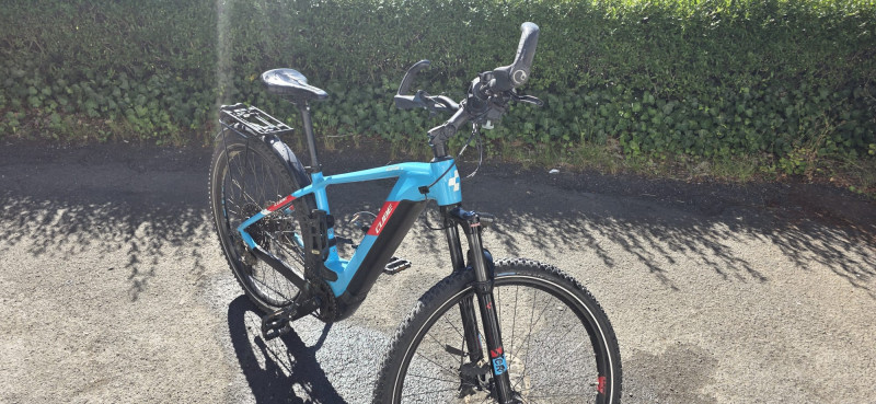 Cube Trekking  E-Bike
