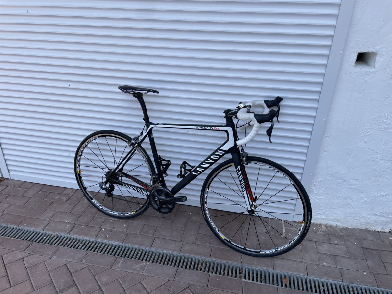 Canyon Ultimade CF SLX