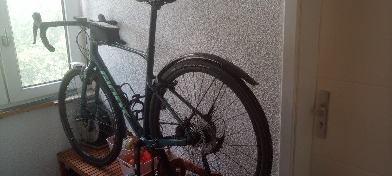 Giant Revolt Deeplake L