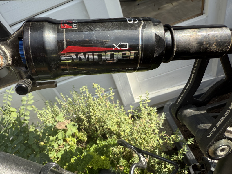 Lange nicht genutztes MTB Red Bull Factory