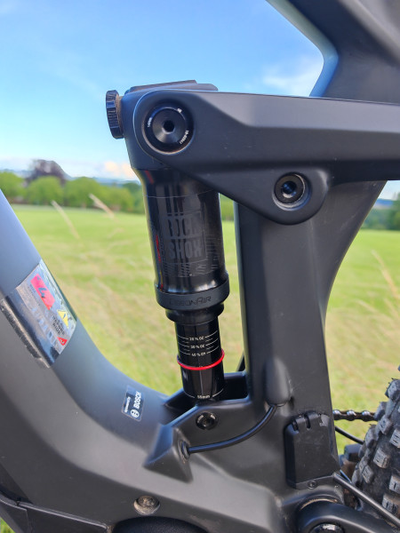 Cube Stereo Hybrid 140 HPC Pro 625 / Fully eMTB / 1.362 km / Top-Zustand