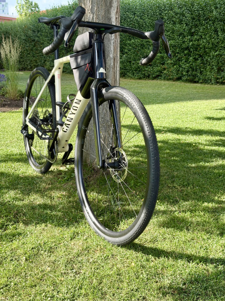 Canyon Grail CF SL7 AXS Größe M mit viel Zubehör