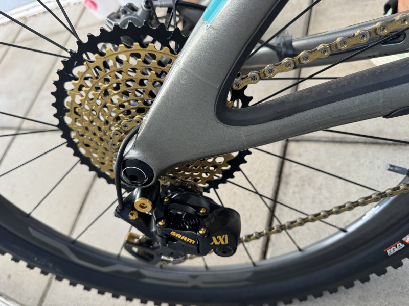 Exclusives High-End  YETI Mountainbike (Allmountain) Vollcarbon zu verkaufen
