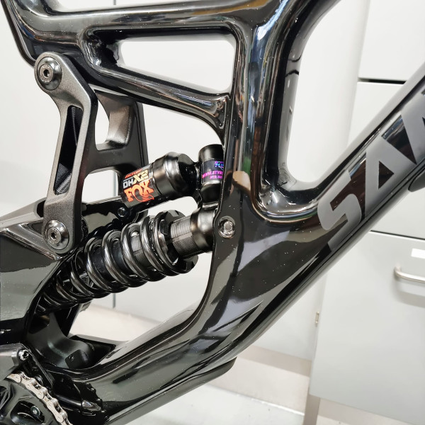Santa Cruz V10 X 01