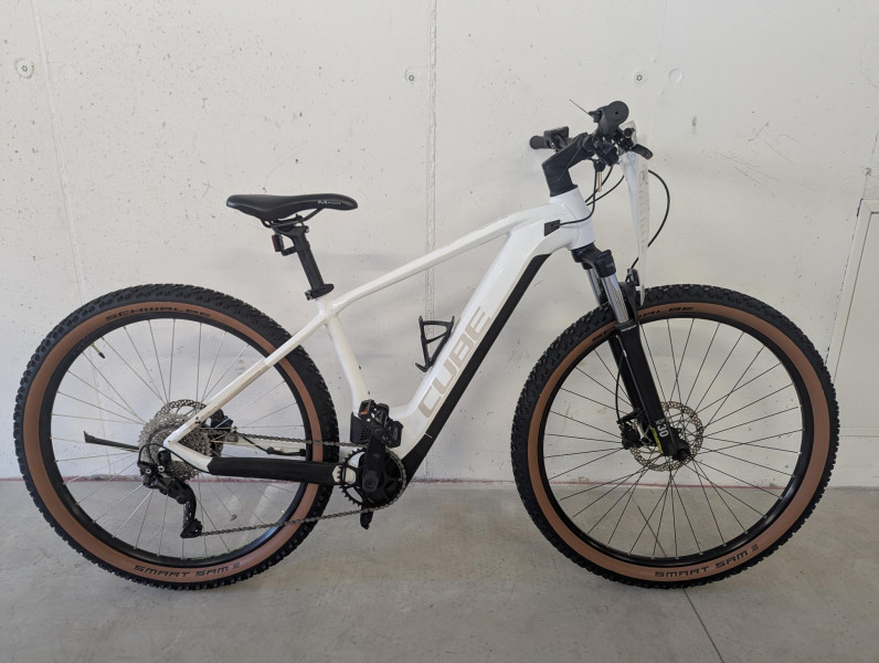 Cube Reaction Hybrid ONE 625 white´n´grey 2022 generalüberholt