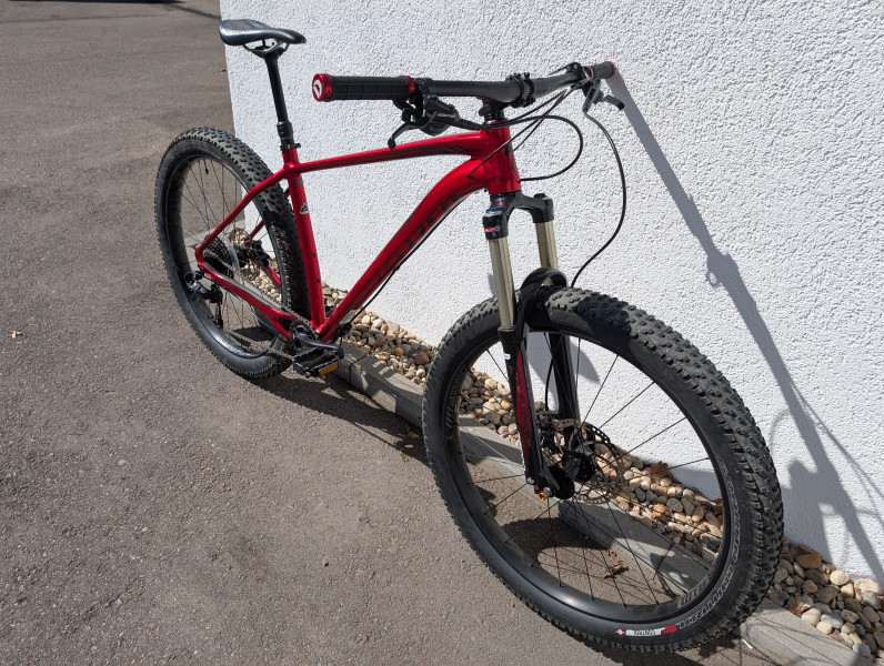 Specialized Fuse Comp 6Fattie 2016 - Hardtail mit Plus Bereifung