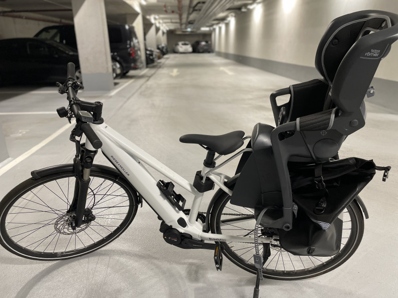 Neuwertiges Riese Müller Touring Roadster - nur 154km!