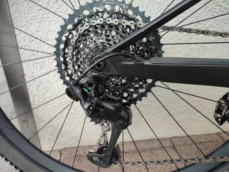 Mountainbike-Fully Canyon Lux CF SLX 9.0 Size: XL Farbe: schwarz