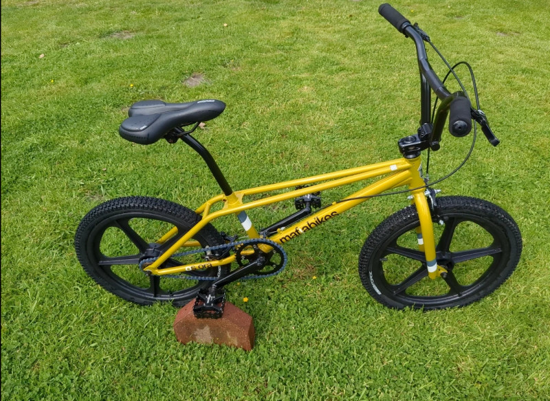 Mafiabikes OS Ora BMX mit Skyway Tuff und Twin Top Frame