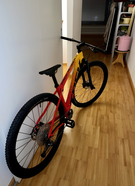 Trek Procaliber 9.5 Carbon 29 Zoll MTB Radioactive Red/Marigold 2022 TOP selten genutzt keine Kratzer