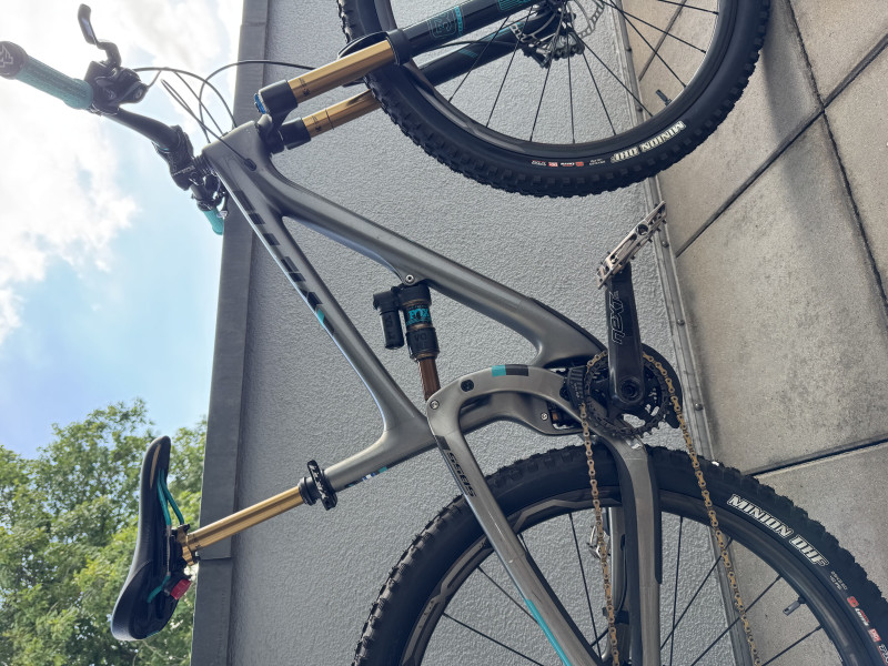 Exclusives High-End  YETI Mountainbike (Allmountain) Vollcarbon zu verkaufen
