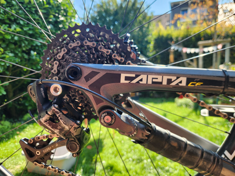 YT Capra CF Pro Race 27,5" Größe L Enduro MTB