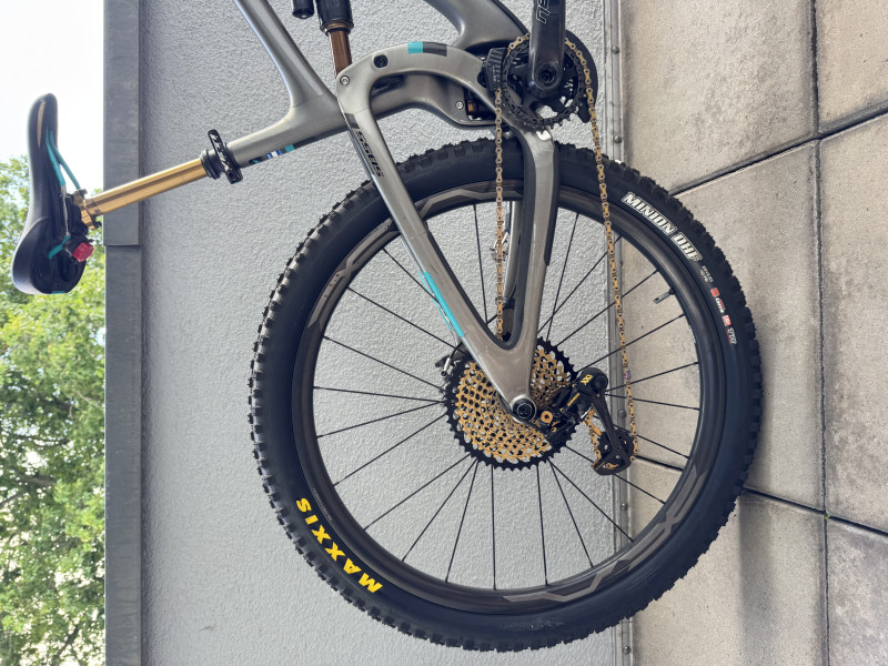 Exclusives High-End  YETI Mountainbike (Allmountain) Vollcarbon zu verkaufen
