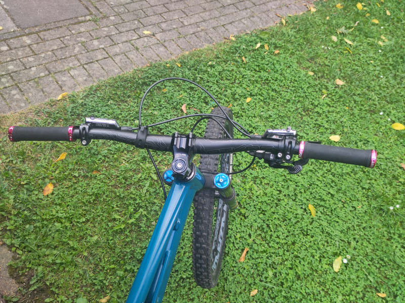 Kenetic Works Downhill verstellbarer Rahmen