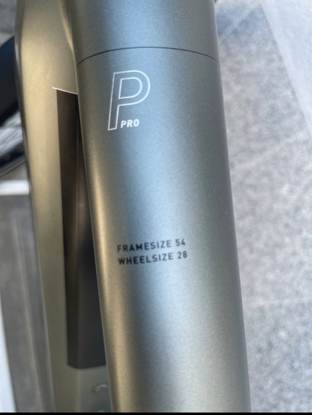 Cube Kathmandu Hybrid Pro 625 E-Trekkingbike