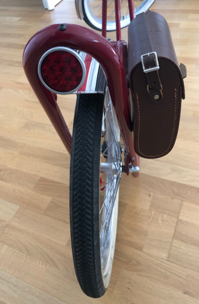 Cafe Scooter - Retro