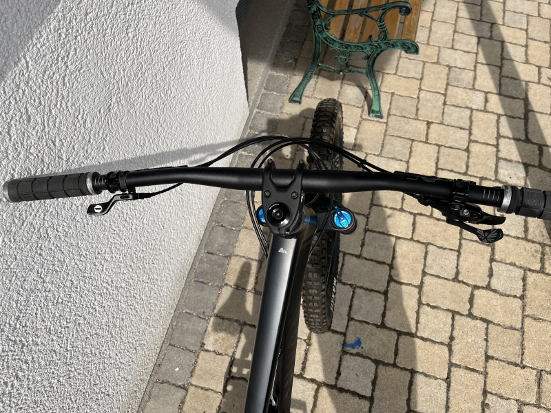 Canyon Spectral AL 6.0 2019 stealth/black  wenig Kilometer