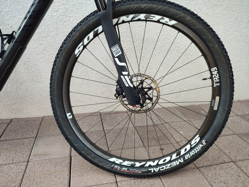 Mountainbike-Fully Canyon Lux CF SLX 9.0 Size: XL Farbe: schwarz