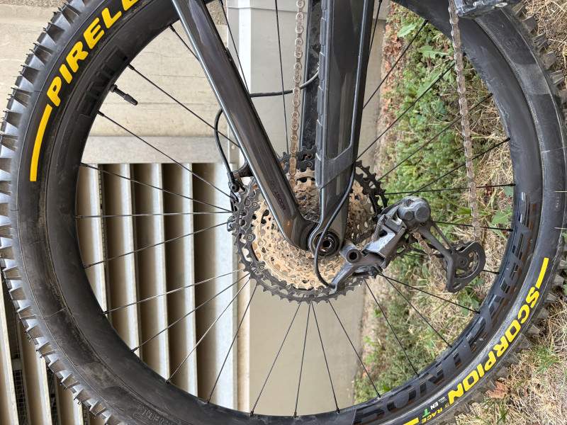 Trek Slash 9.8 GX AXS