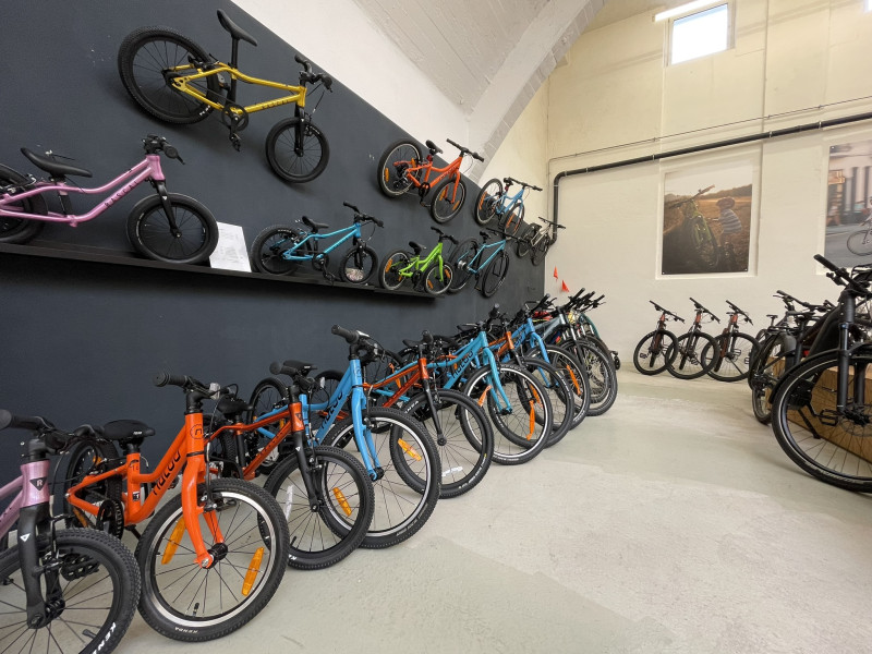 Flyer Upstreet 7.12 XC (2023) – E-Bike, Lagerräumung (Größe XL)