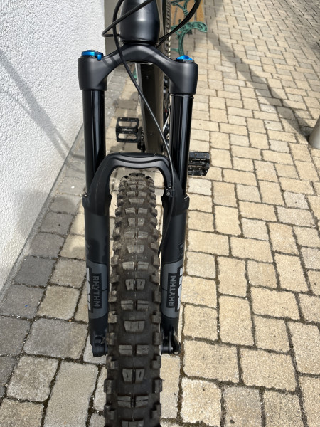 Canyon Spectral AL 6.0 2019 stealth/black  wenig Kilometer